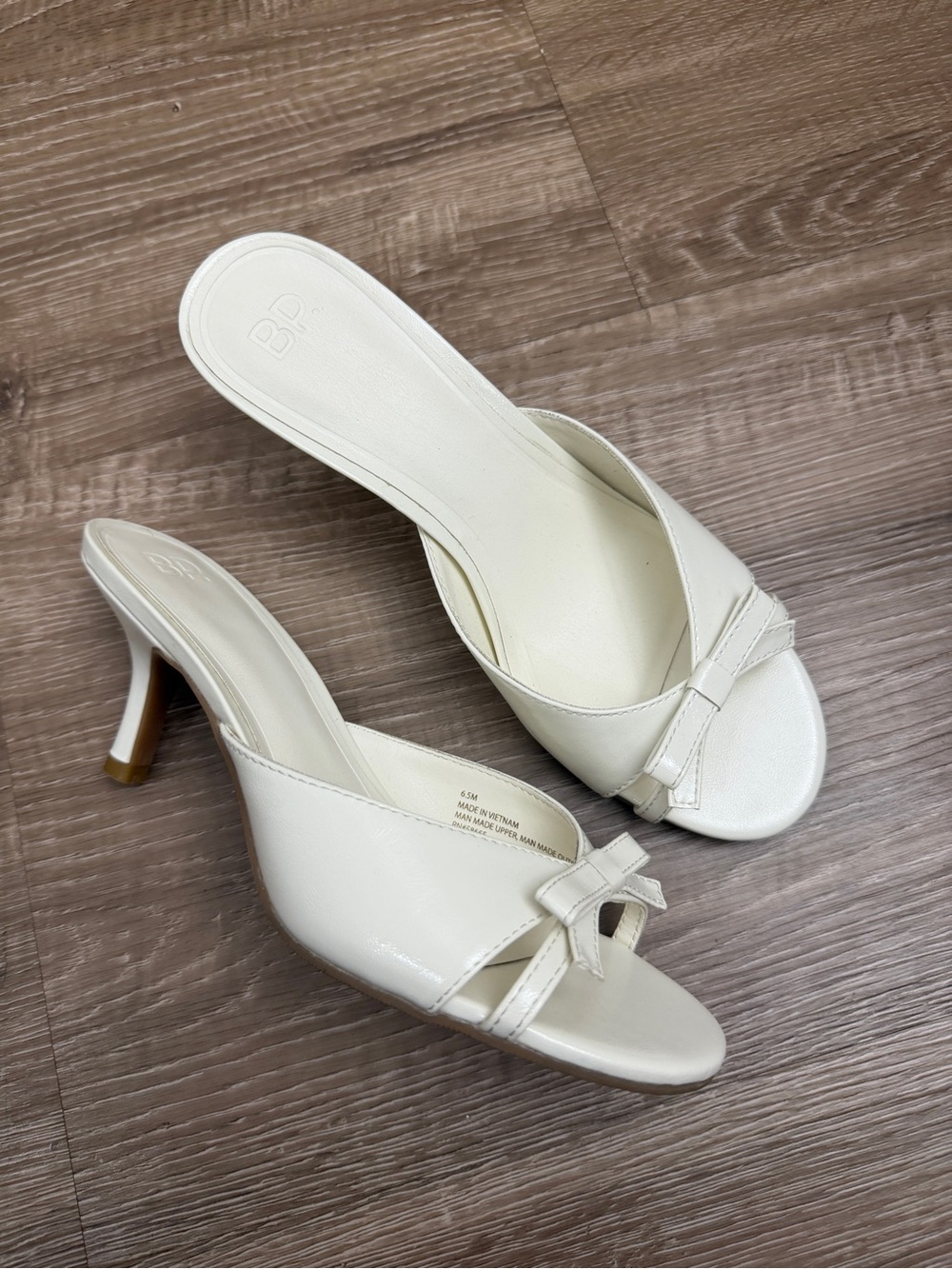 bp Ivory Open-Toe Bow Kitten Heel Mules